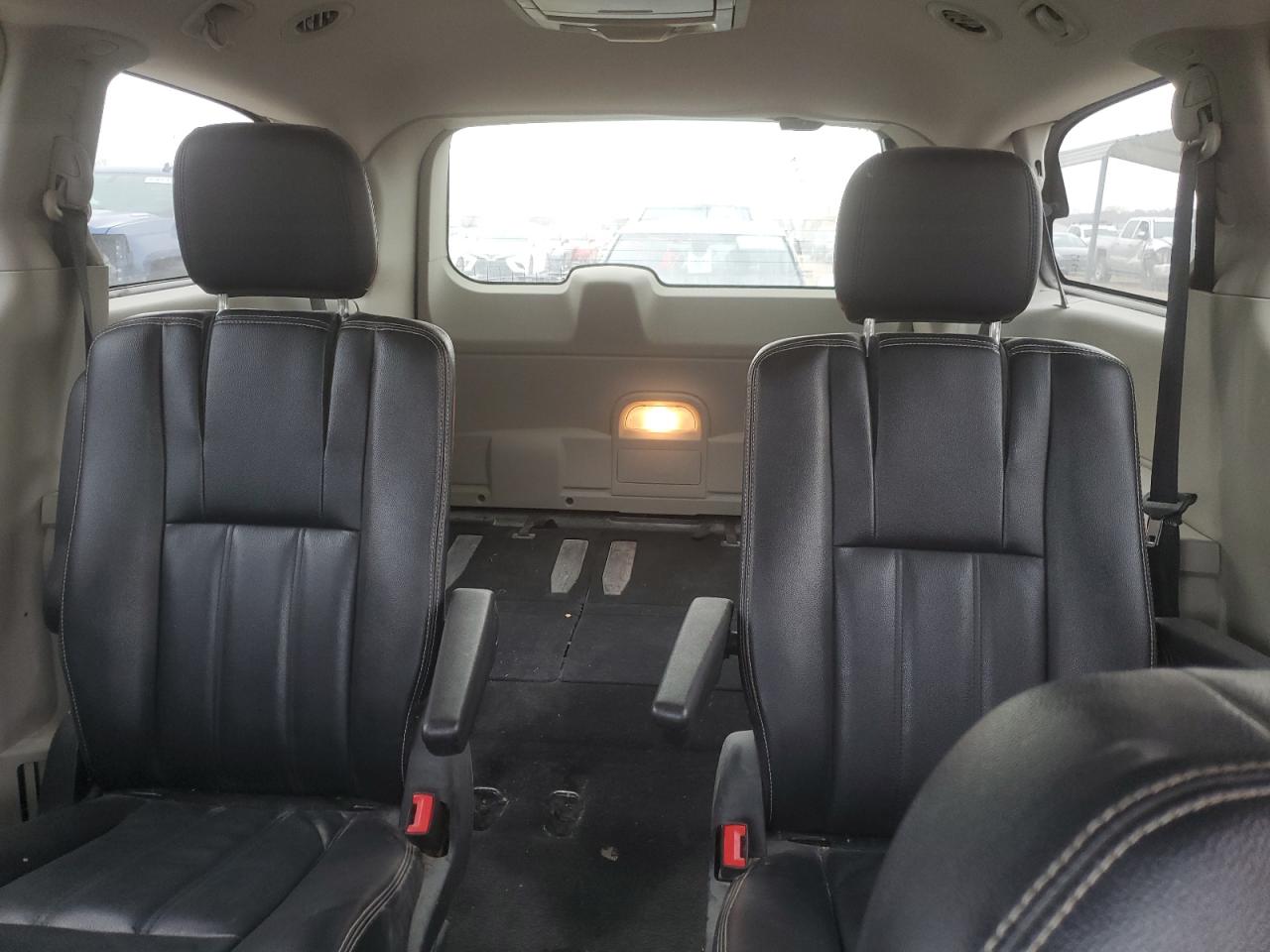 CHRYSLER TOWN & COUNTRY TOURING