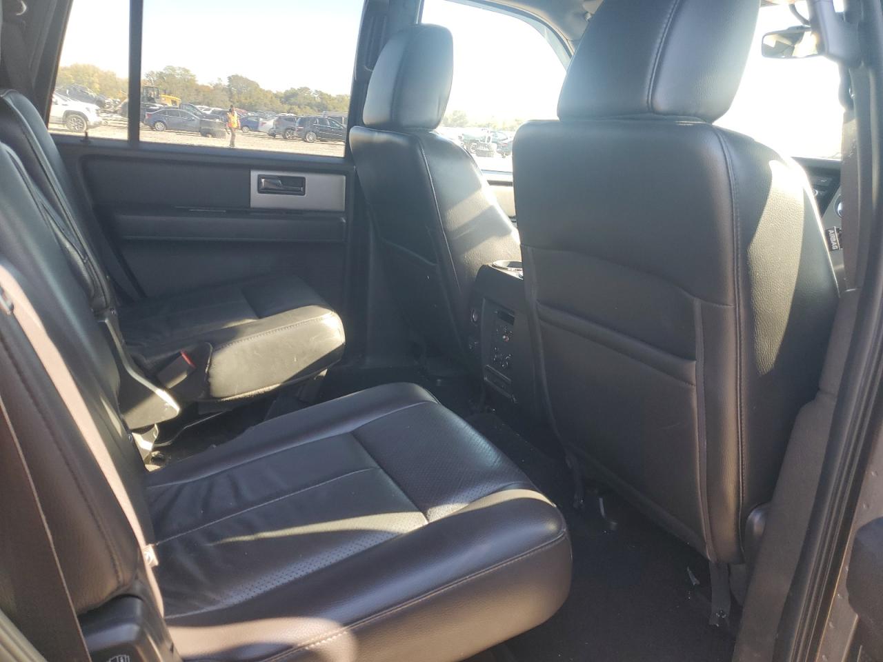 FORD EXPEDITION LIMITED