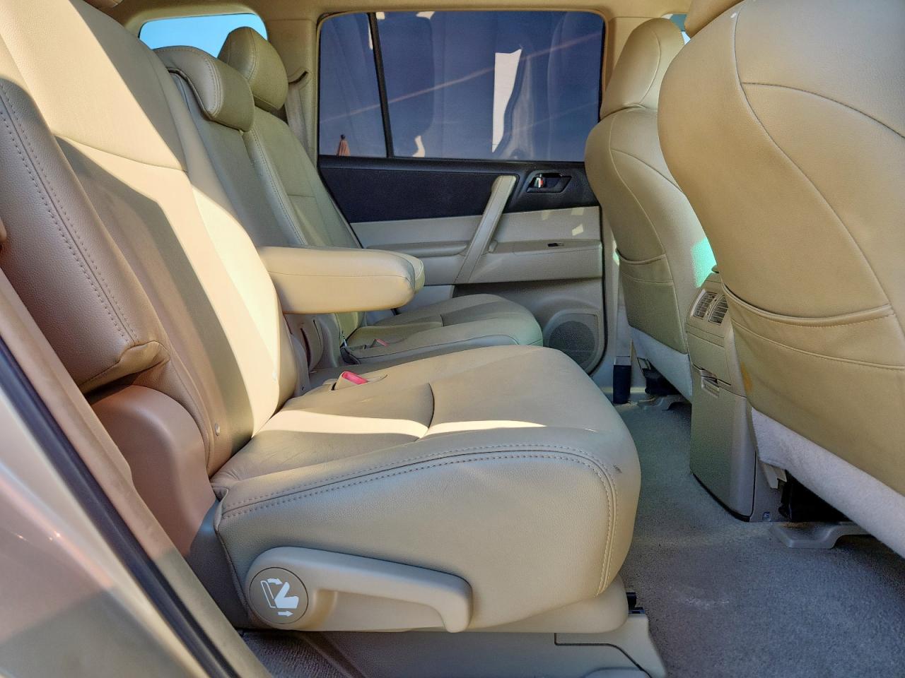 Lot #3279490259 2008 TOYOTA HIGHLANDER