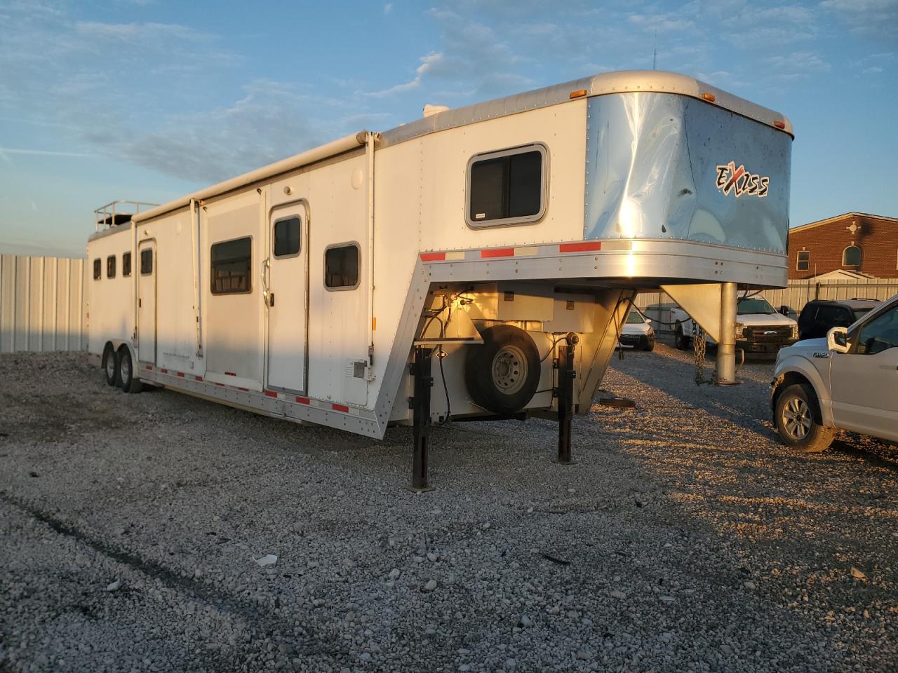 Lot #3291219979 2006 EXIS TRAILER