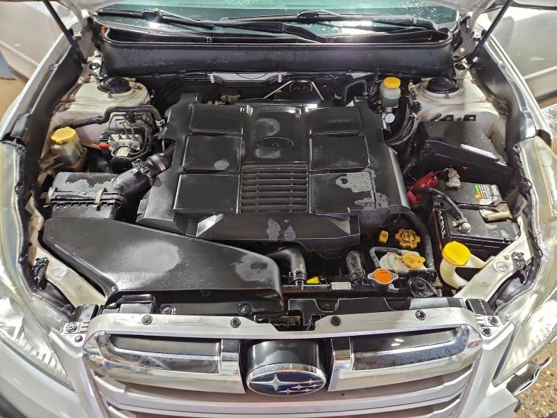 2014 SUBARU OUTBACK 3. #3299306829