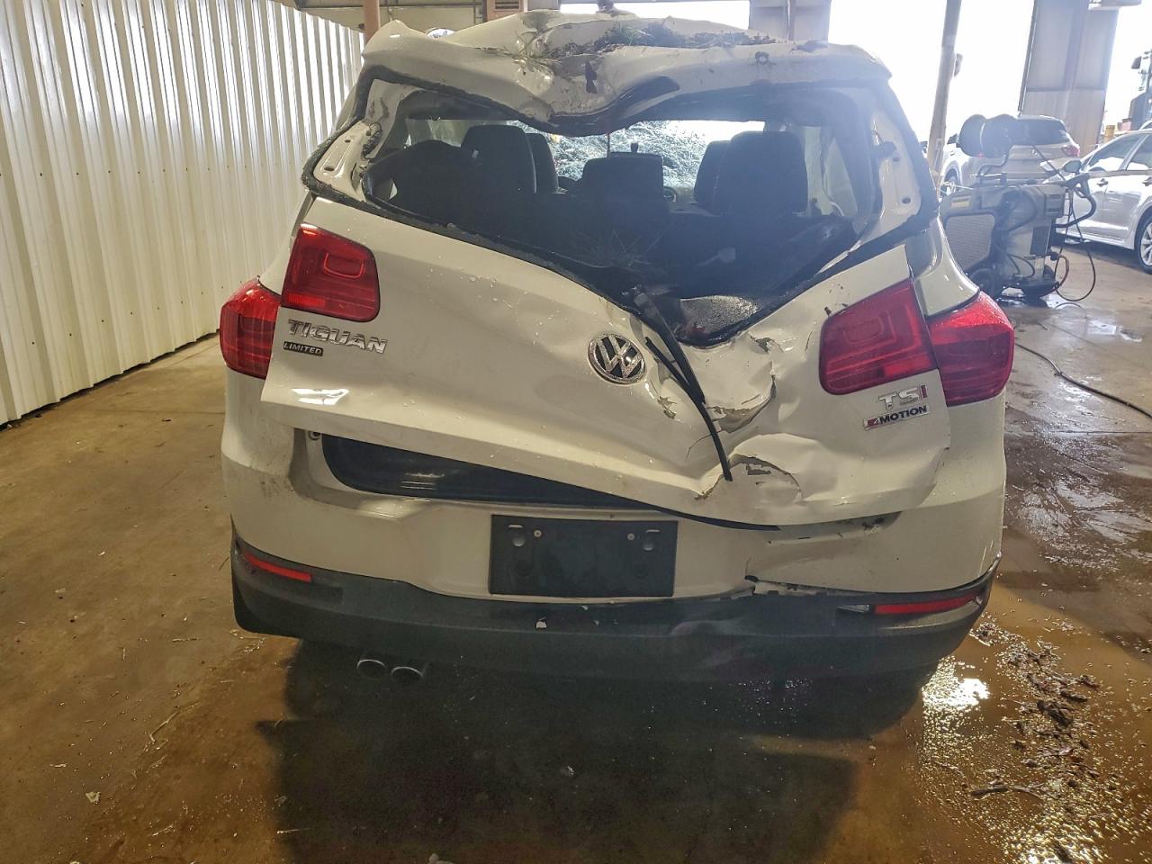 Lot #3311622225 2017 VOLKSWAGEN TIGUAN S