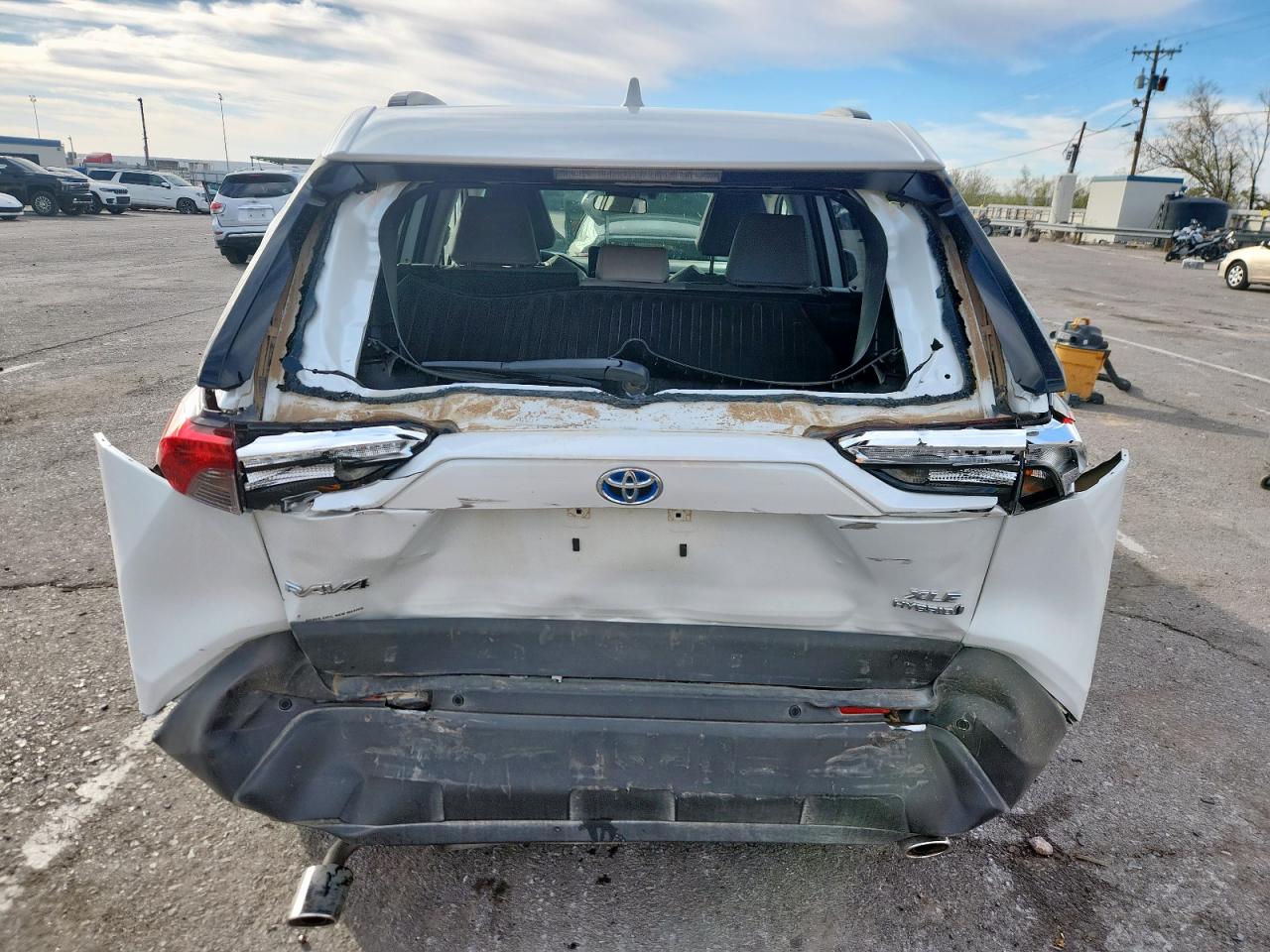 TOYOTA RAV4 XLE PREMIUM