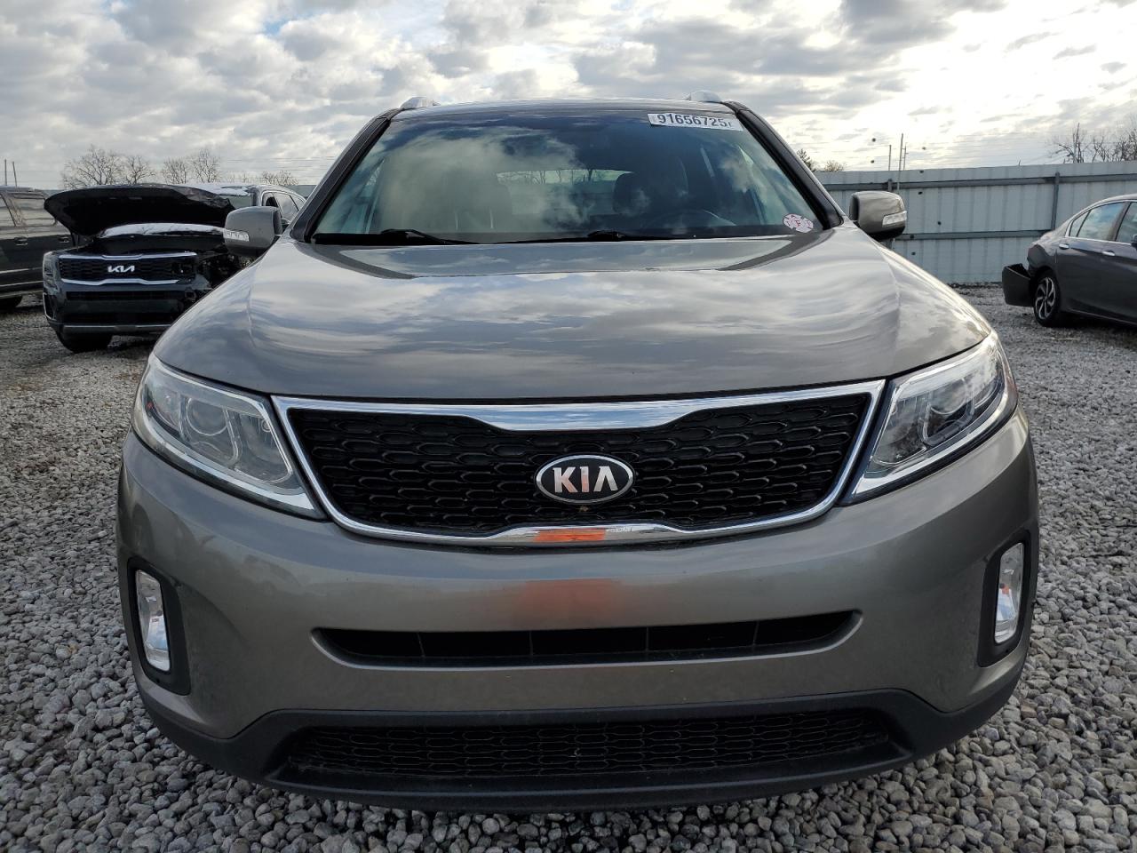 KIA SORENTO LX