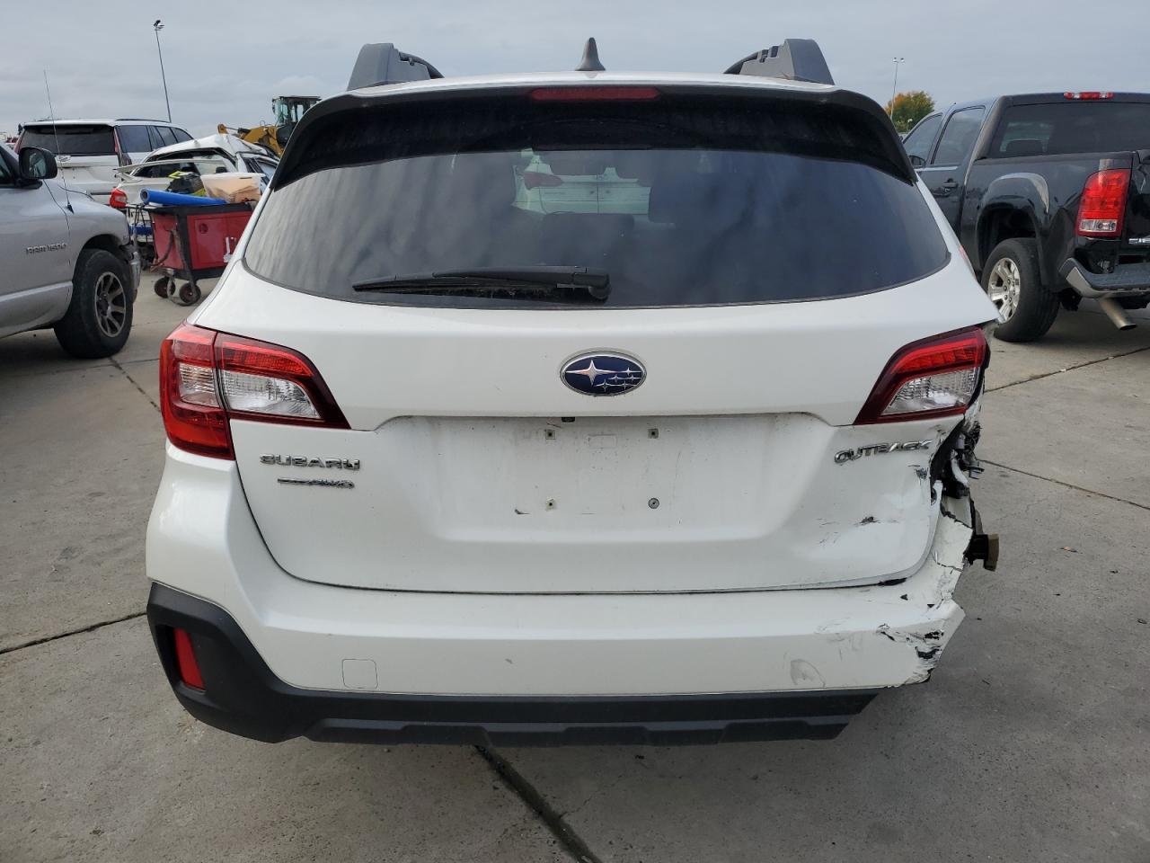 SUBARU OUTBACK 2.5I PREMIUM