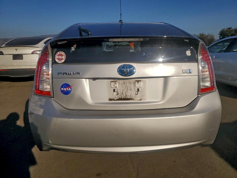 2015 TOYOTA PRIUS #3302632119