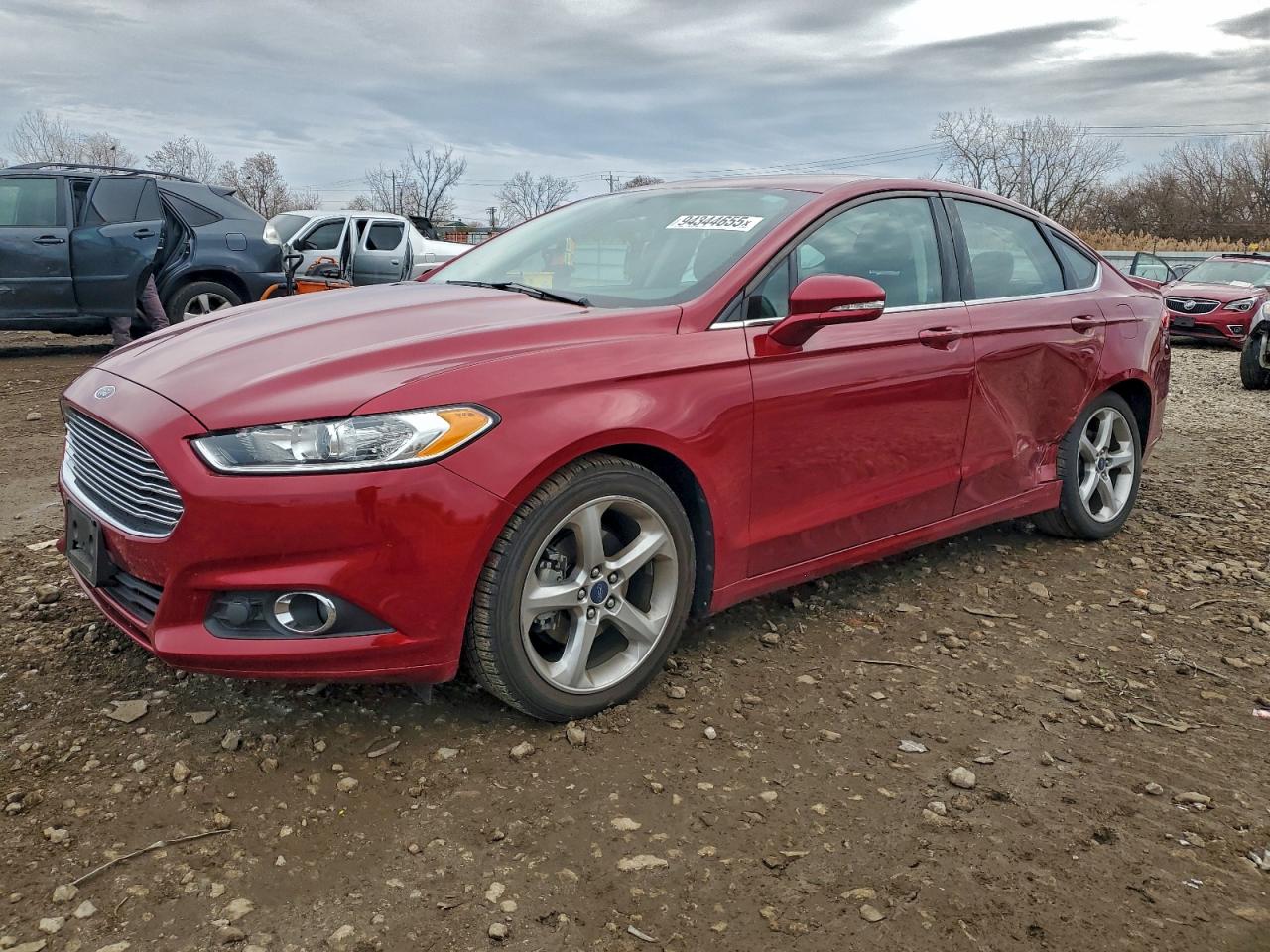 FORD FUSION SE