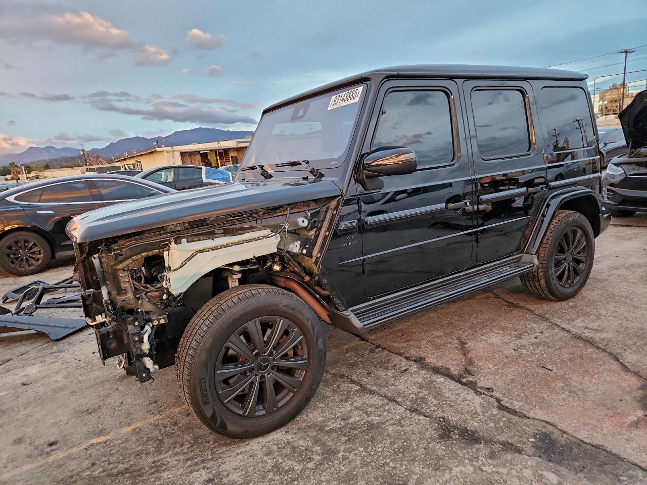 MERCEDES-BENZ G-CLASS 550