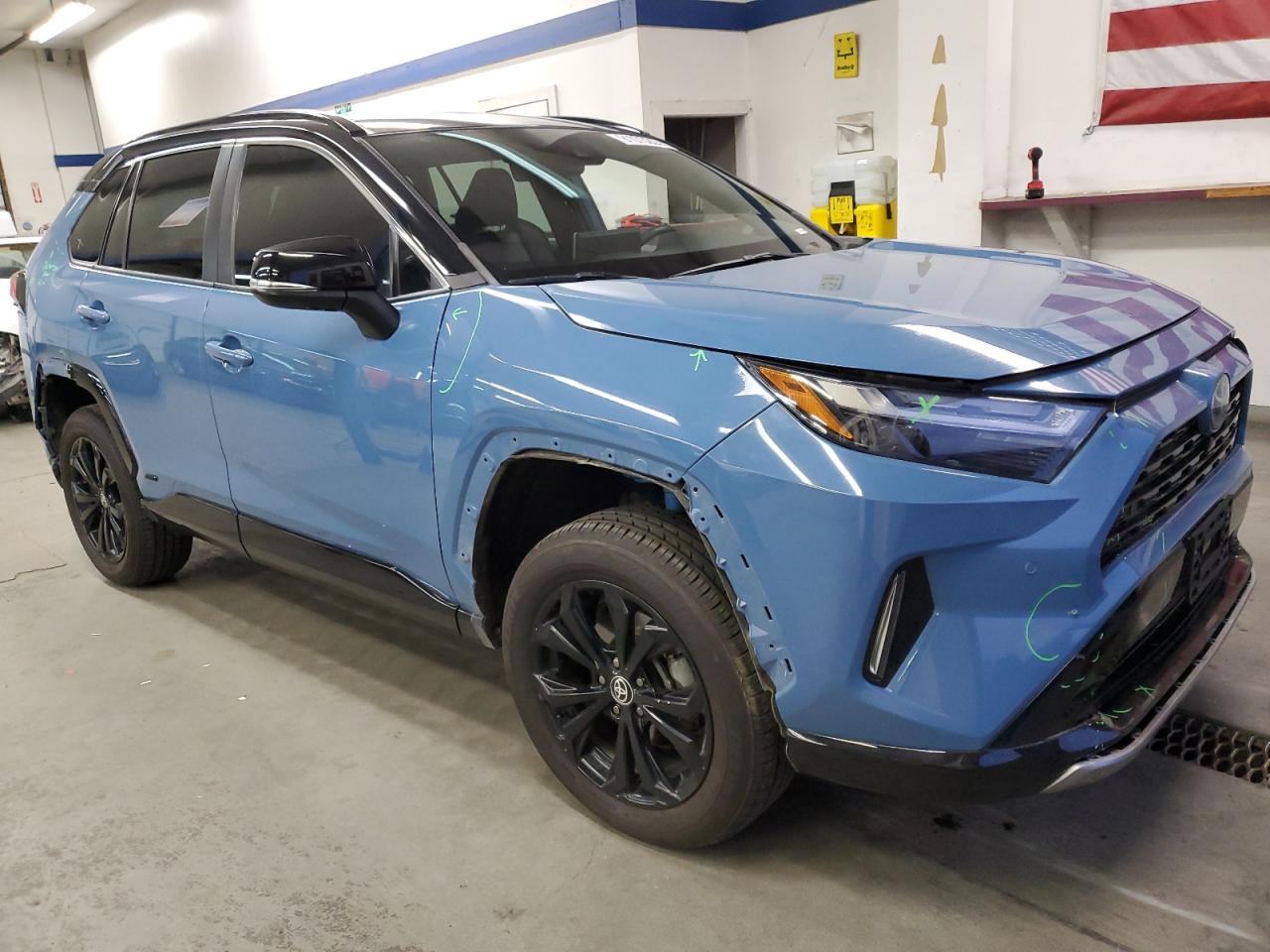 TOYOTA RAV4 XSE