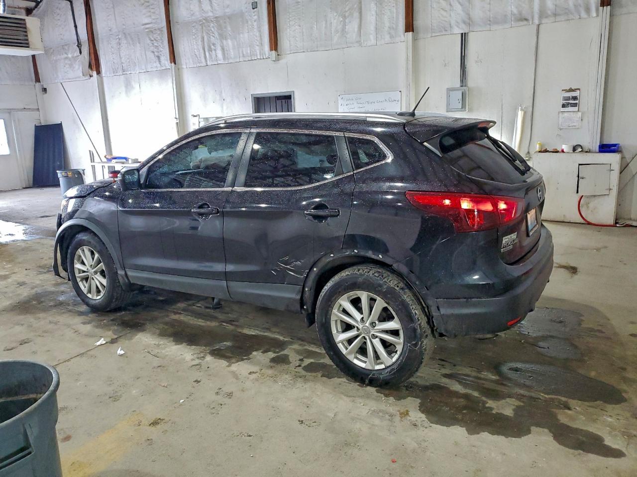 NISSAN ROGUE SPORT S