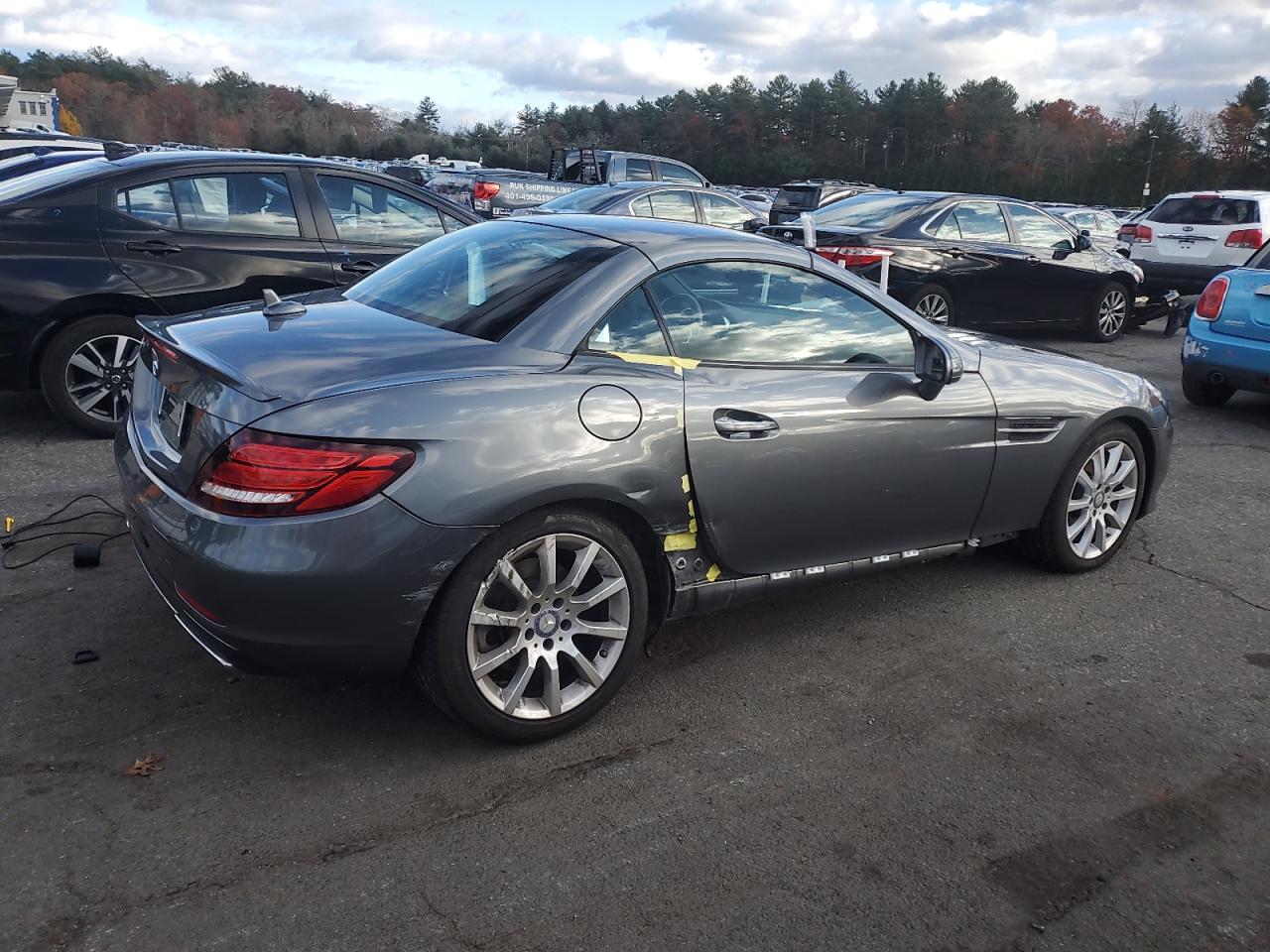 MERCEDES-BENZ SLC-CLASS 300