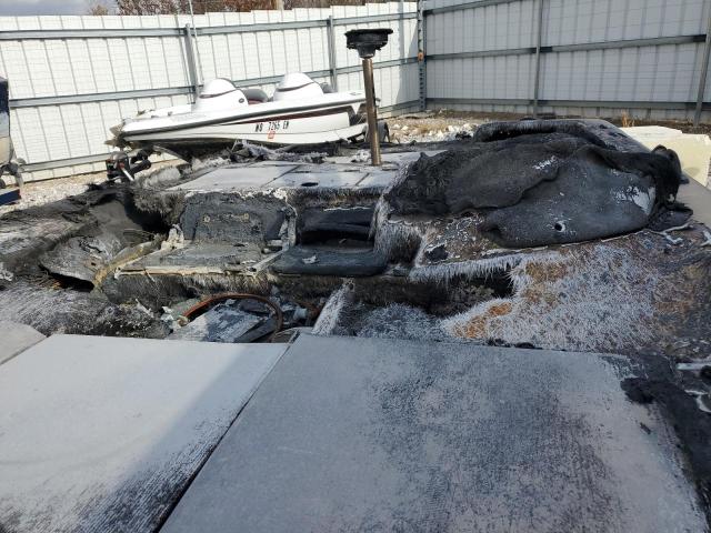 2004 LEGEND CRAFT BOAT #3304569458