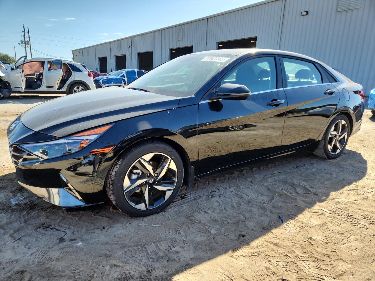 Lot #3297148486 2023 HYUNDAI ELANTRA LI