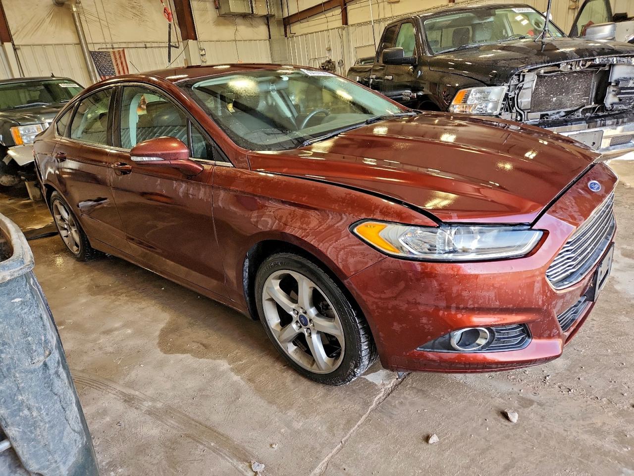 FORD FUSION SE