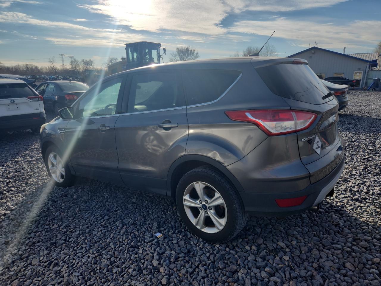 FORD ESCAPE SE