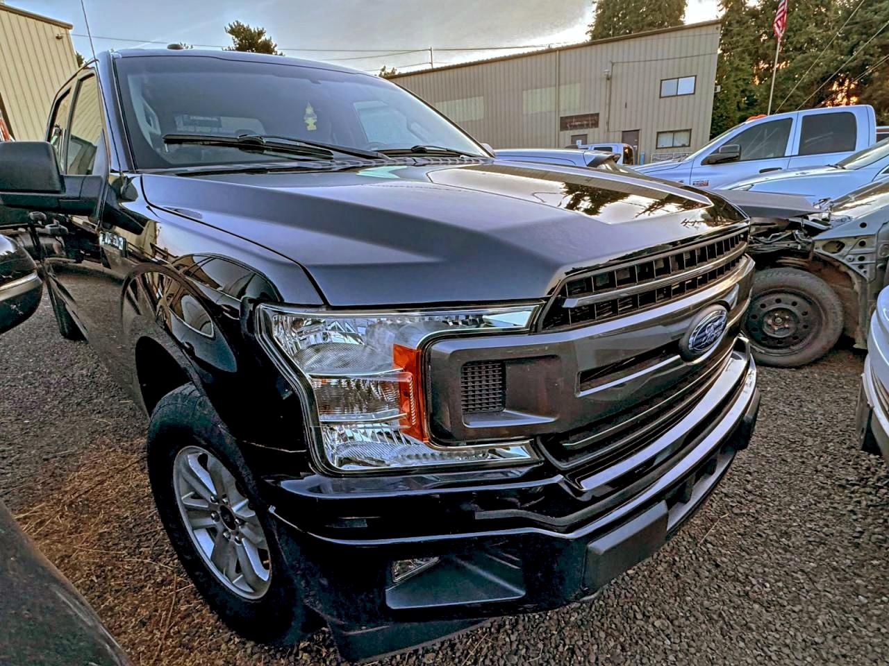 FORD F-150 SUPERCREW
