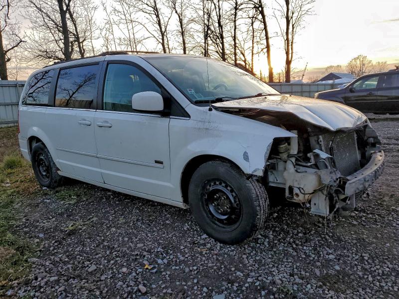 2008 CHRYSLER TOWN & COU #3304516571