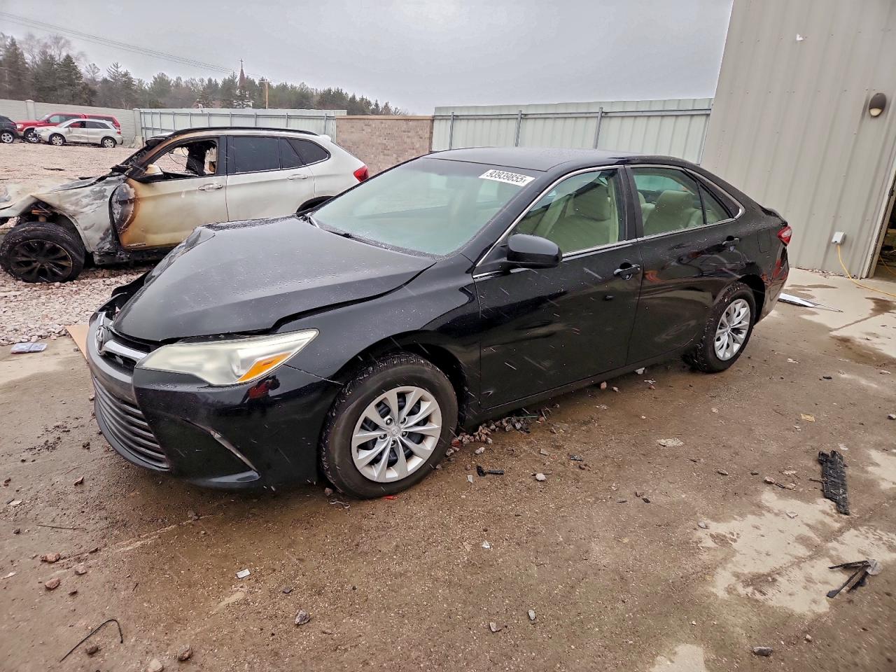 Lot #3309640110 2015 TOYOTA CAMRY LE