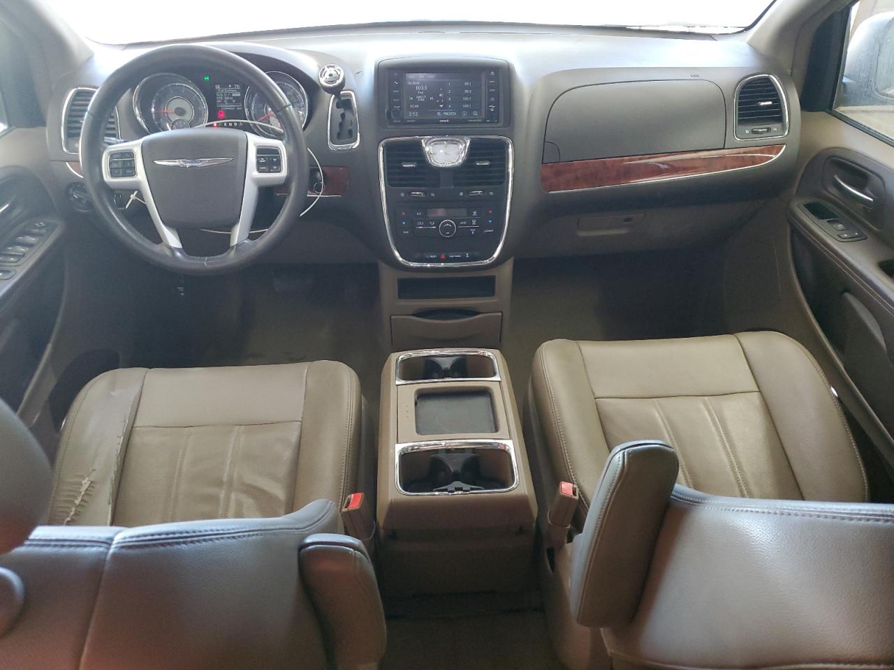 CHRYSLER TOWN & COUNTRY TOURING