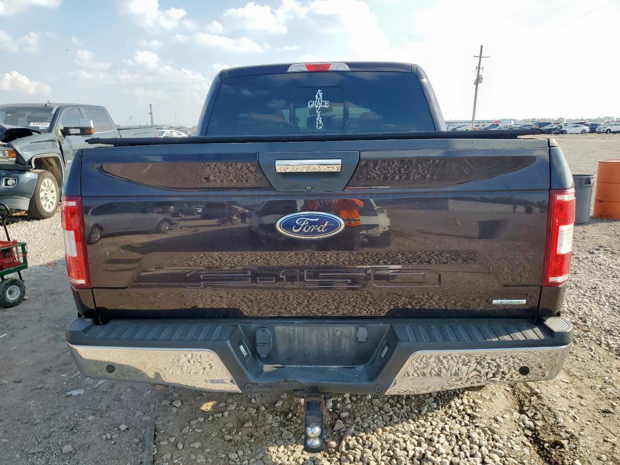 FORD F-150 SUPERCREW
