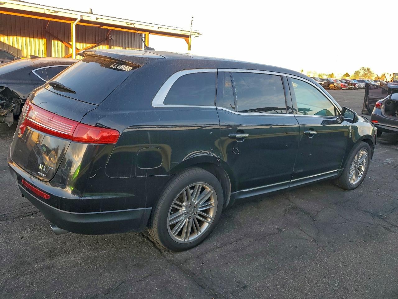 LINCOLN MKT