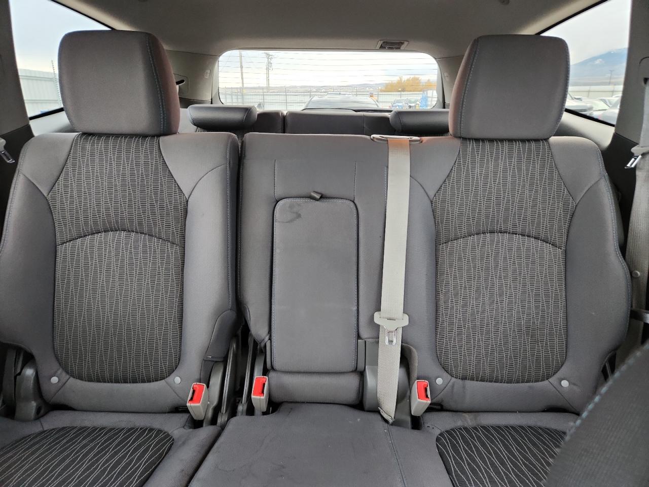 CHEVROLET TRAVERSE LS