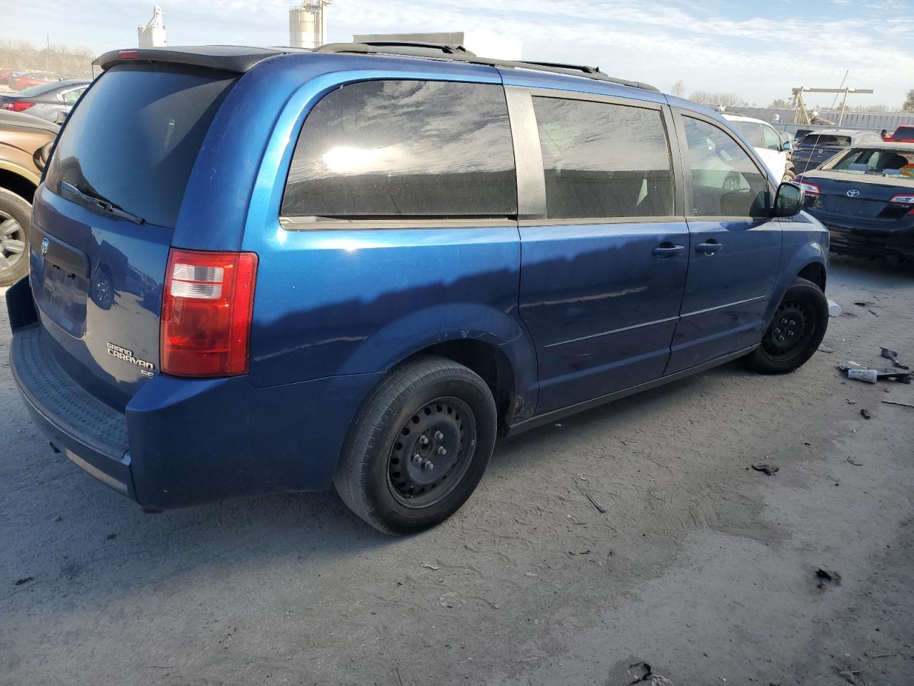 DODGE GRAND CARAVAN SE