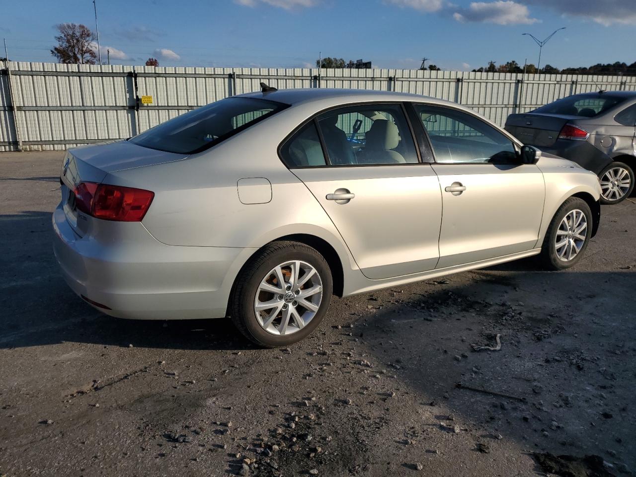 VOLKSWAGEN JETTA SE