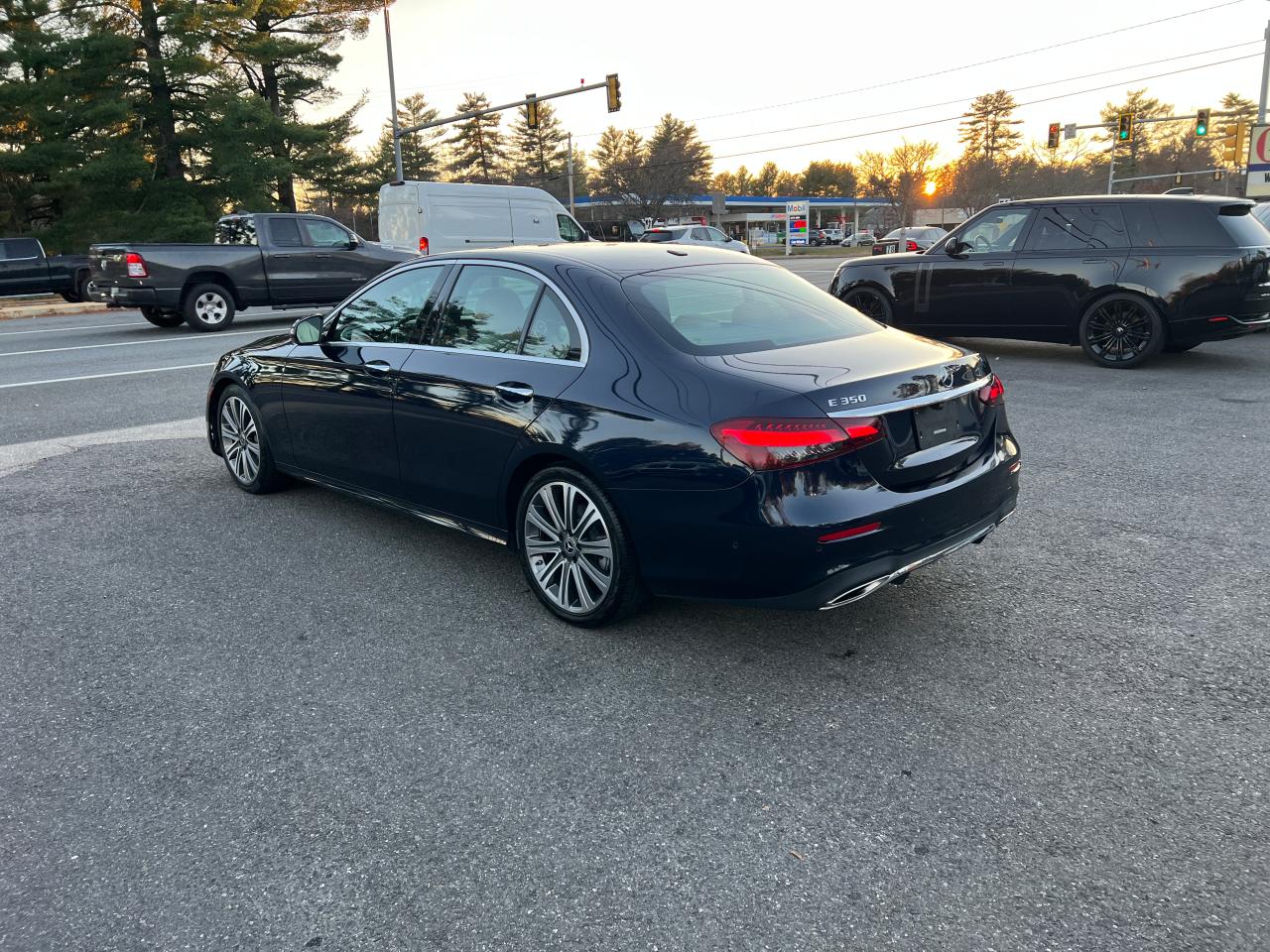 MERCEDES-BENZ E-CLASS 350