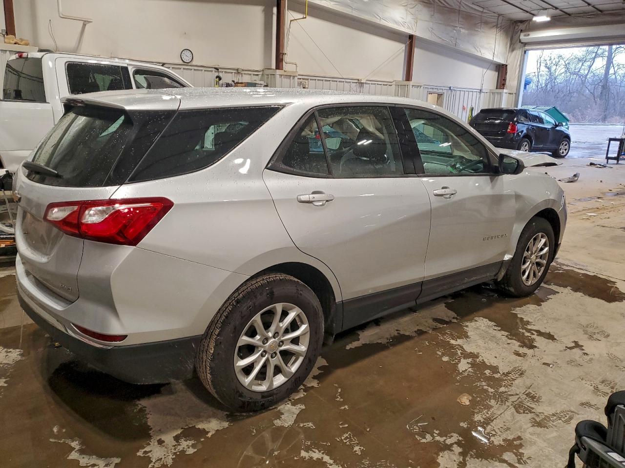 CHEVROLET EQUINOX LS