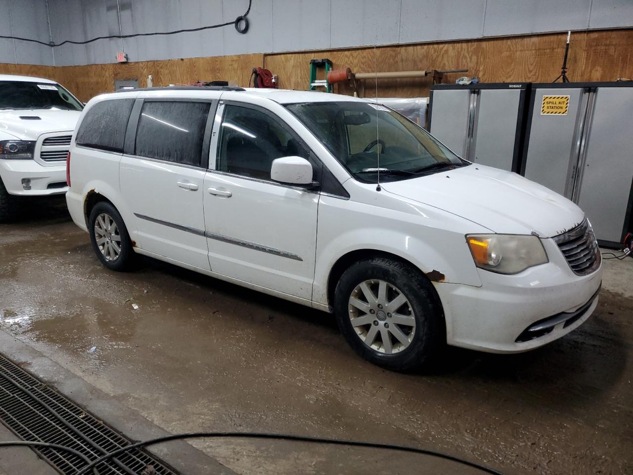 CHRYSLER TOWN & COUNTRY TOURING