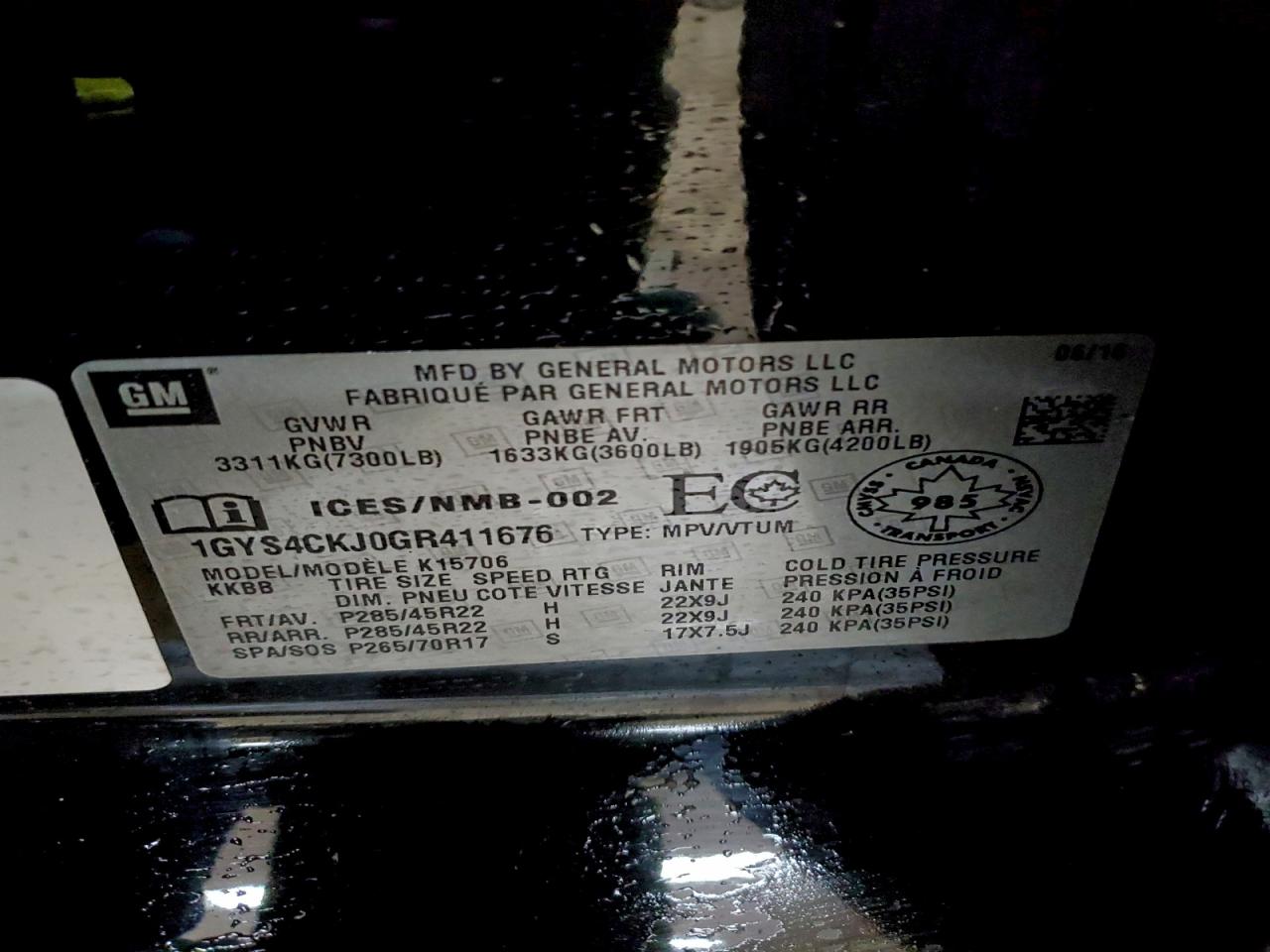 CADILLAC ESCALADE PREMIUM