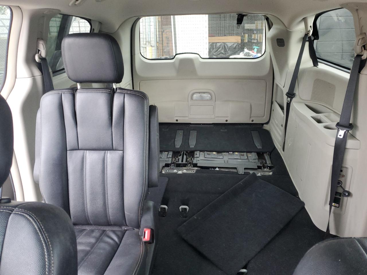 CHRYSLER TOWN & COUNTRY TOURING