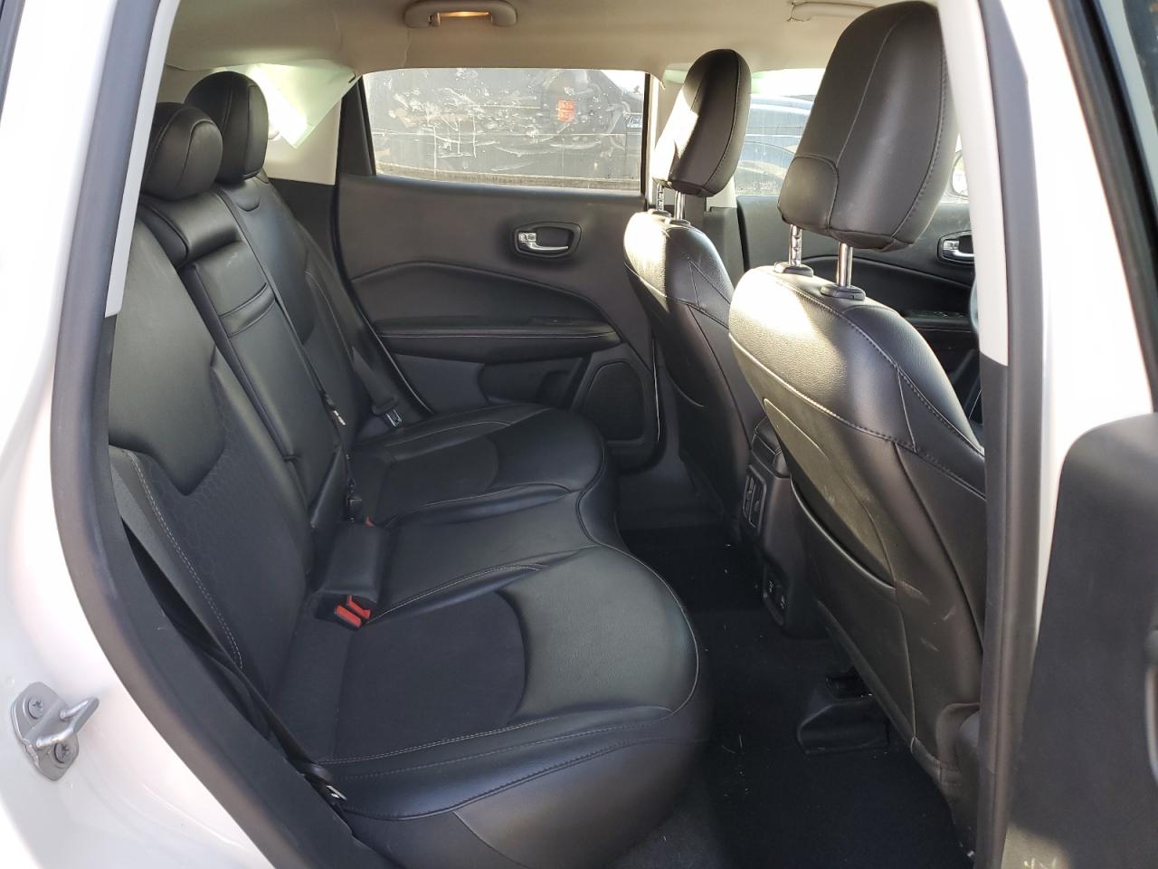 JEEP COMPASS LATITUDE