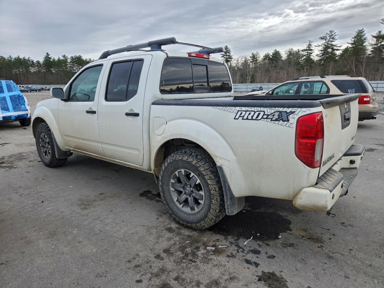 NISSAN FRONTIER S