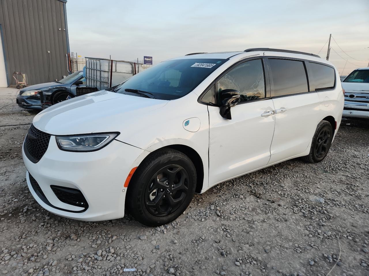 CHRYSLER PACIFICA HYBRID SELECT