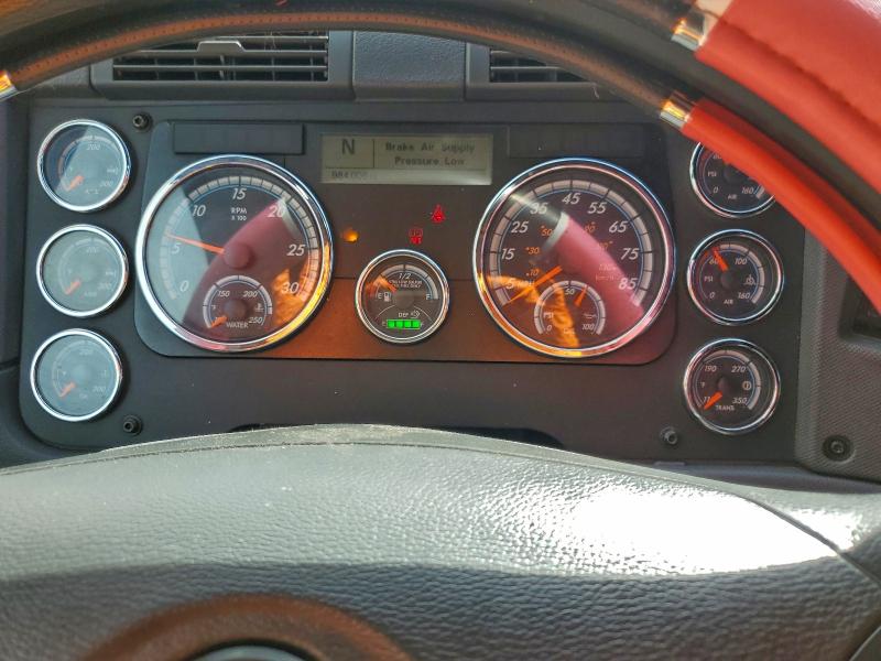 2017 FREIGHTLINER CASCADIA 1 #3298202032