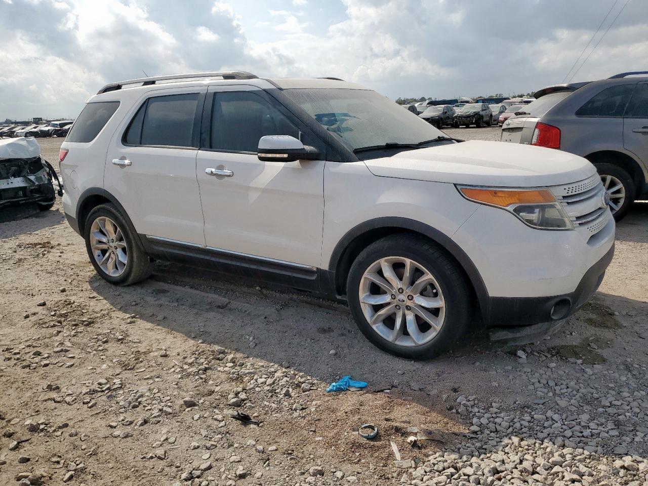 FORD EXPLORER LIMITED