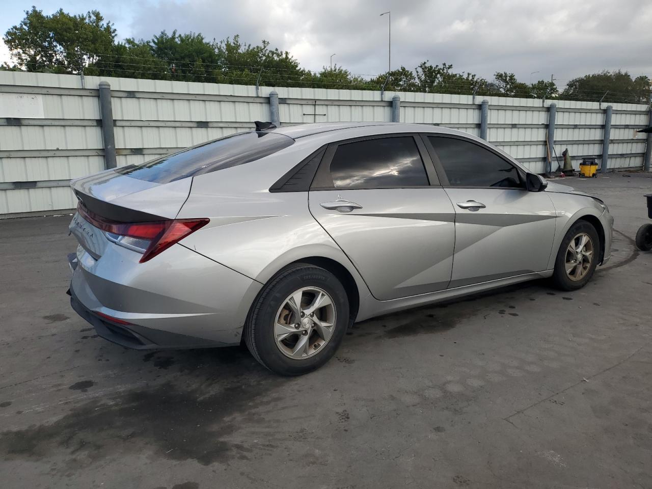 Lot #3302853919 2022 HYUNDAI ELANTRA SE
