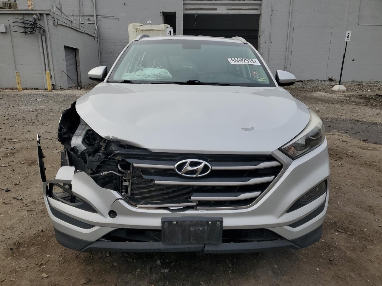 Lot #3301847430 2018 HYUNDAI TUCSON SEL