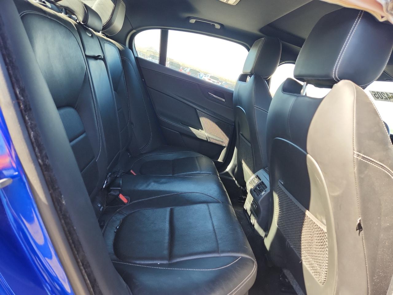 Lot #3308826770 2018 JAGUAR XE R - SPO