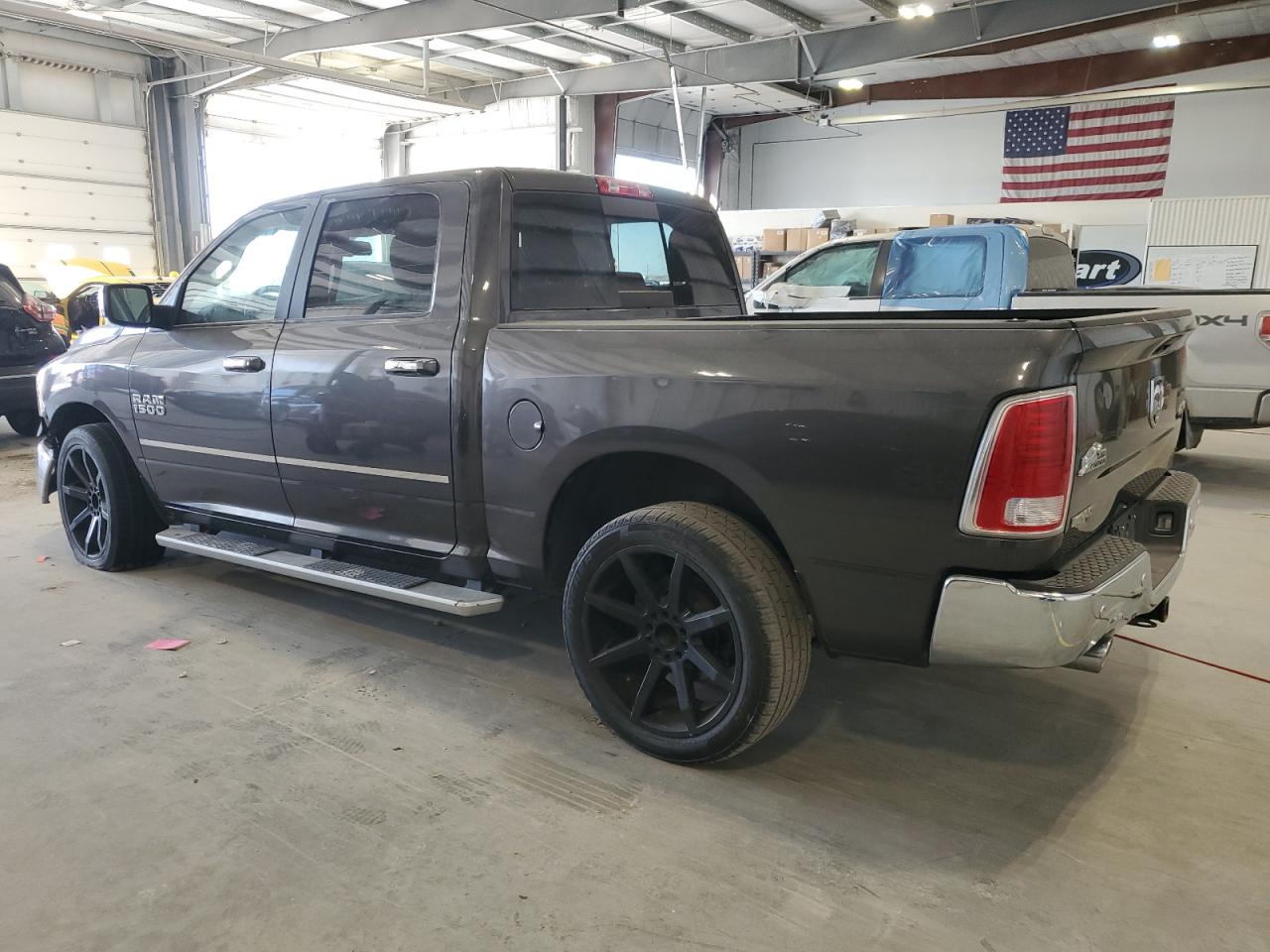 RAM 1500 SLT