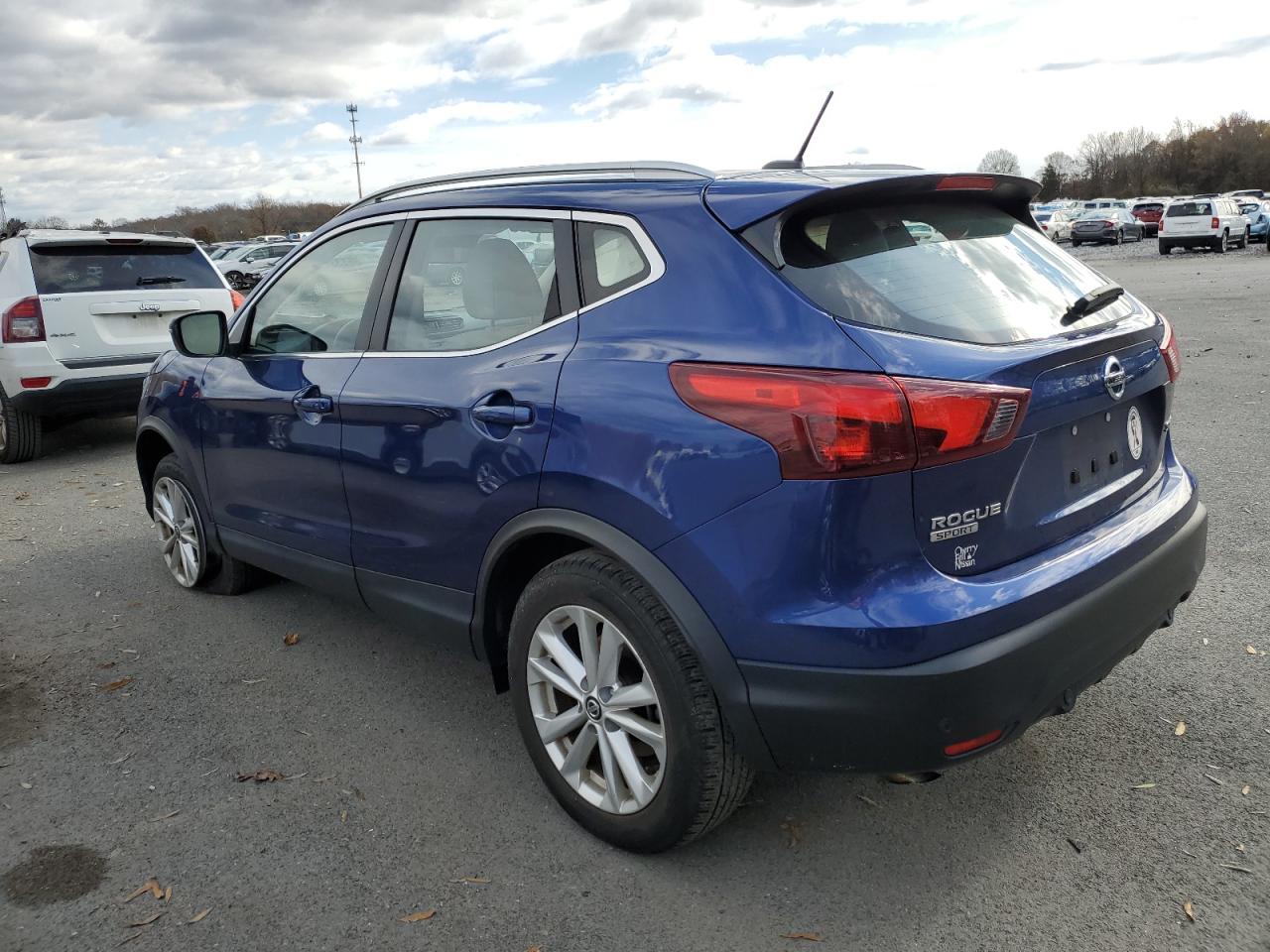 NISSAN ROGUE SPORT S