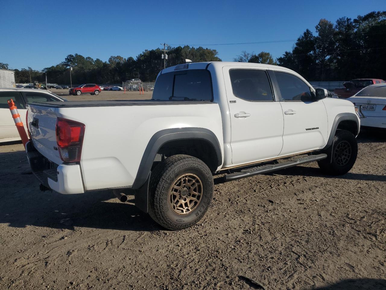TOYOTA TACOMA DOUBLE CAB