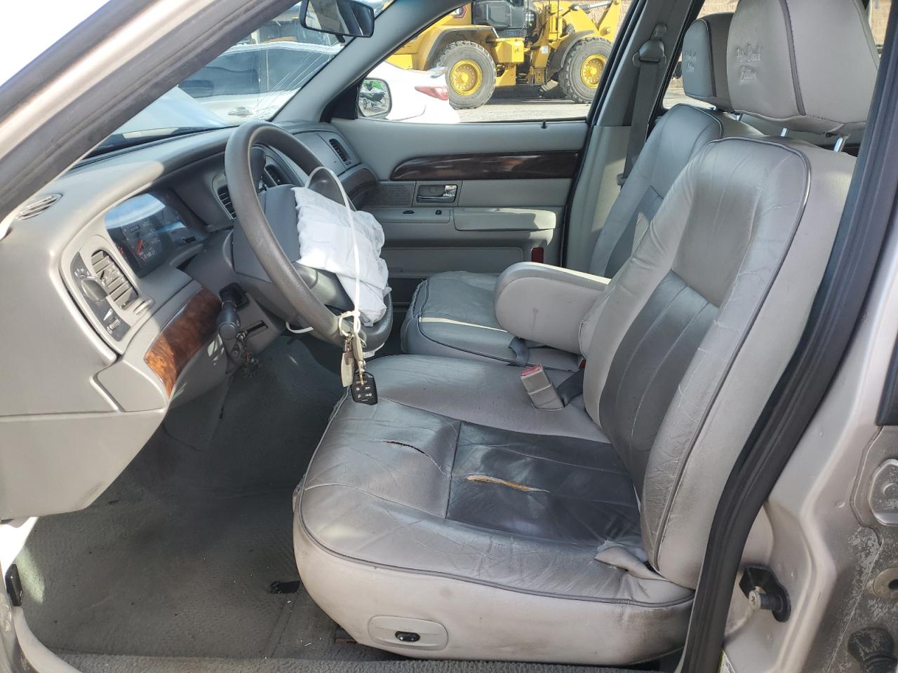 Lot #3318871021 2005 MERCURY GRAND MARQ