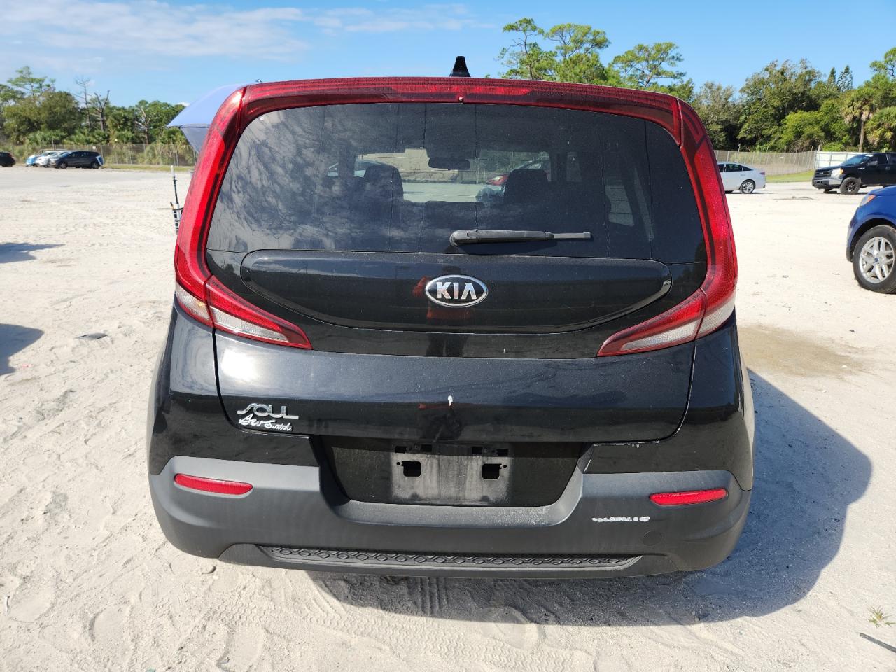 KIA SOUL LX