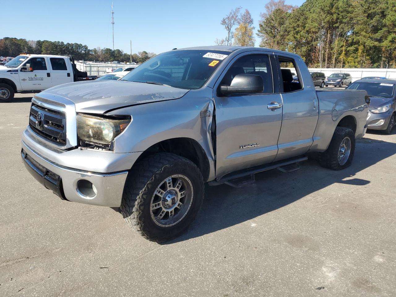 TOYOTA TUNDRA DOUBLE CAB SR5