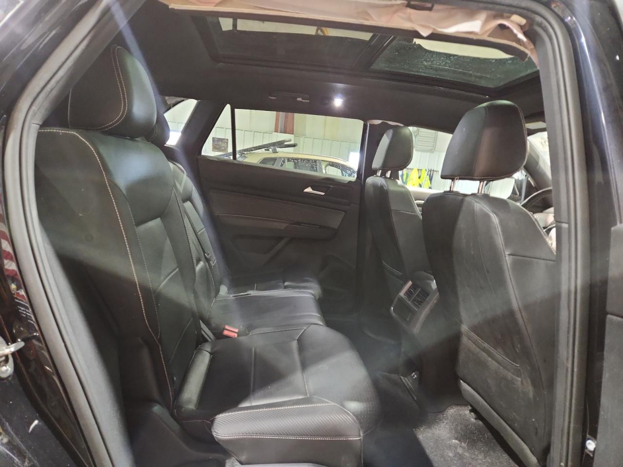 VOLKSWAGEN ATLAS CROSS SPORT SEL