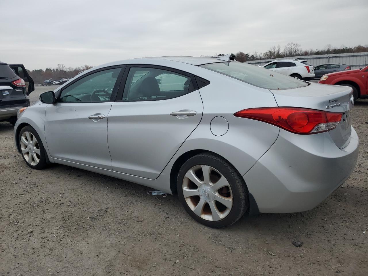 HYUNDAI ELANTRA GLS