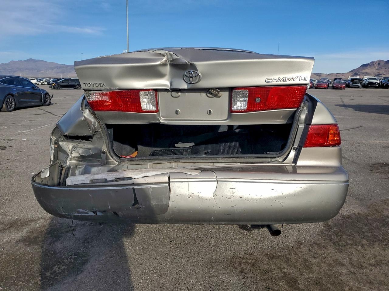 Lot #3301964444 2000 TOYOTA CAMRY CE